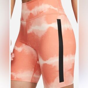 Nike One Luxe Dri-FIT 7" Mid-Rise Printed Training Shorts. New, no tags.